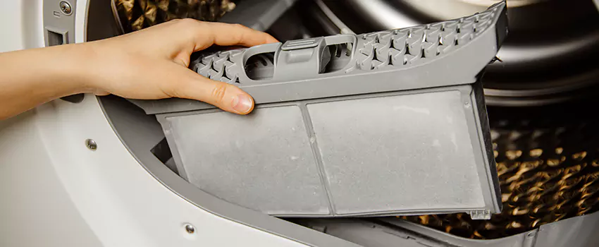 Signs Of A Clogged Dryer Lint Trap in Texarkana, Arkansas
